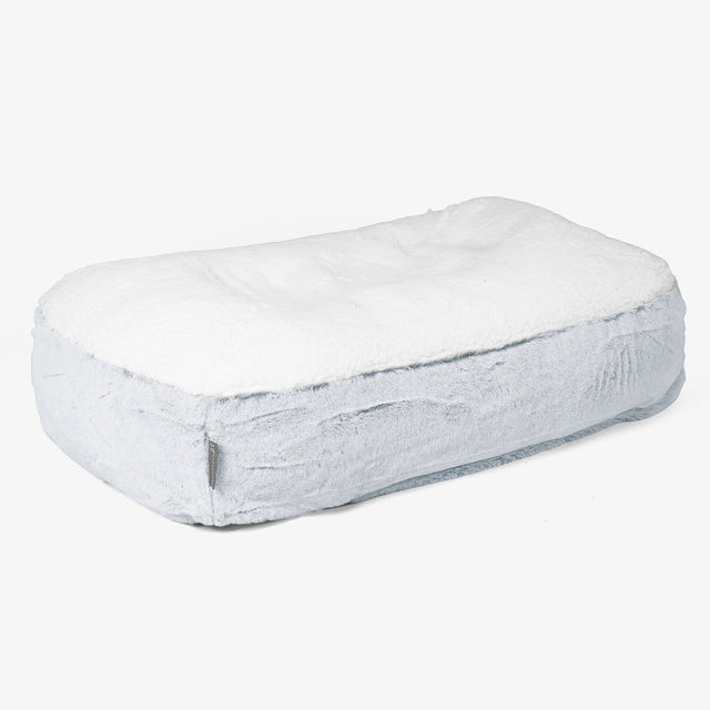 Medium Slouchy Hundebett - Kaninchen Kunstfell Pastellblau 01