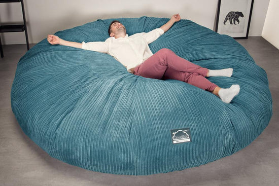 Lounge Pug, CloudSac 5000 XXXXXL, Gigantischer Memory-Schaum Sitzsacksofa, Schlafsofa, Cord Türkis