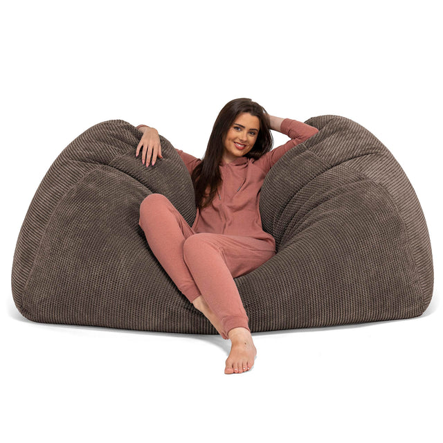Riesen Sitzsack Couch - Pom-Pom Schoko 03