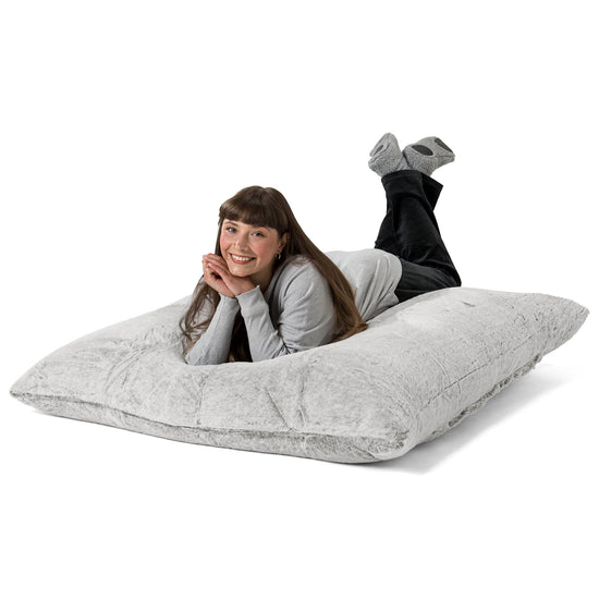 Sitzsack XXL - Kaninchen Kunstfell Hellgrau 03