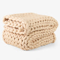 Grobgestrickt Braungrau