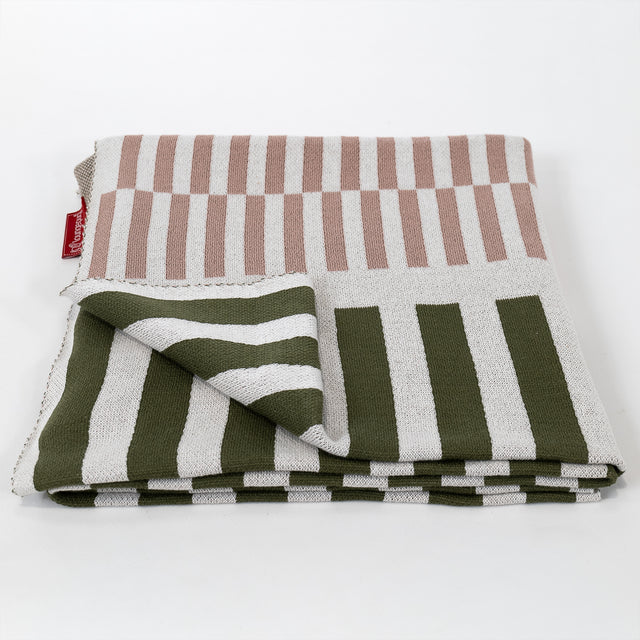 Kuscheldecke / Tagesdecke - Gestrickte Streifen Grün 03