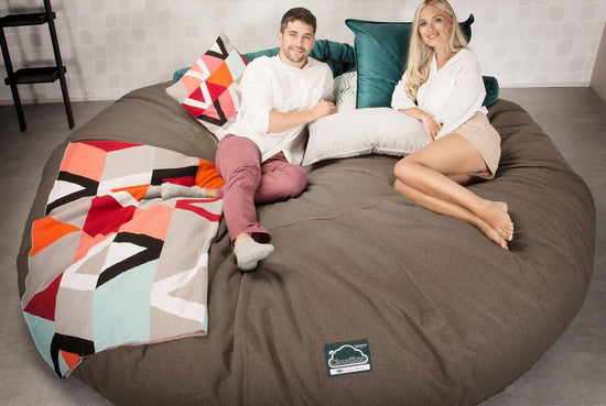 Lounge Pug, CloudSac 5000 XXXXXL, Gigantischer Memory-Schaum Sitzsacksofa, Schlafsofa, Interalli Wolle Biscuit