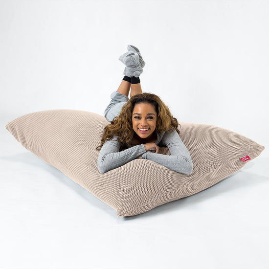 LOUNGE PUG - Riesen Sitzsack XXL - Sitzkissen - Ellos Gestrickter Creme