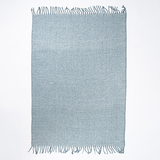 LOUNGE PUG, Sherpa-Decke, Fischgratmuster Tintenblau
