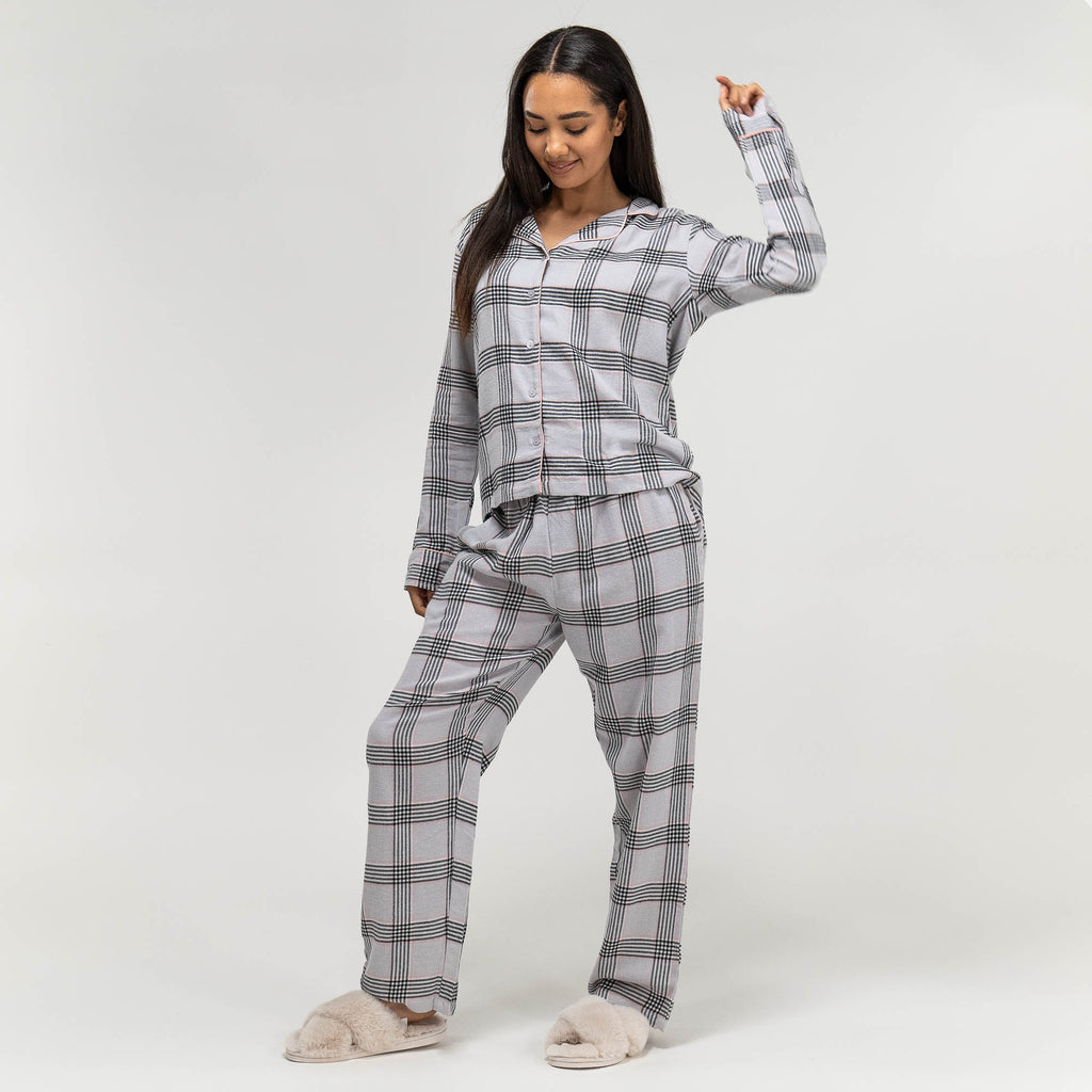 Damen Pyjama aus Baumwolle im Karo-Design 03