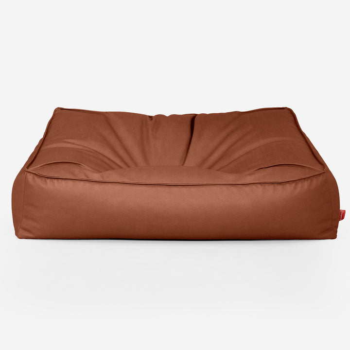 Das Slouchy Sitzsack Sofa - Veganes Leder Kastanienbraun 01