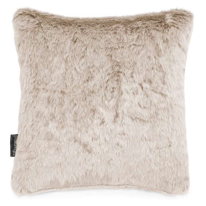 Lounge Pug Kissen 47 x 47cm Kaninchen Kunstfell Goldbraun Zierkissen Sofakissen Dekokissen– Big Bertha Original DE