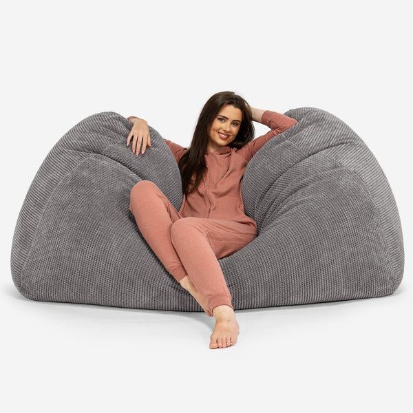Riesen Sitzsack Couch - Pom-Pom Anthrazit 02